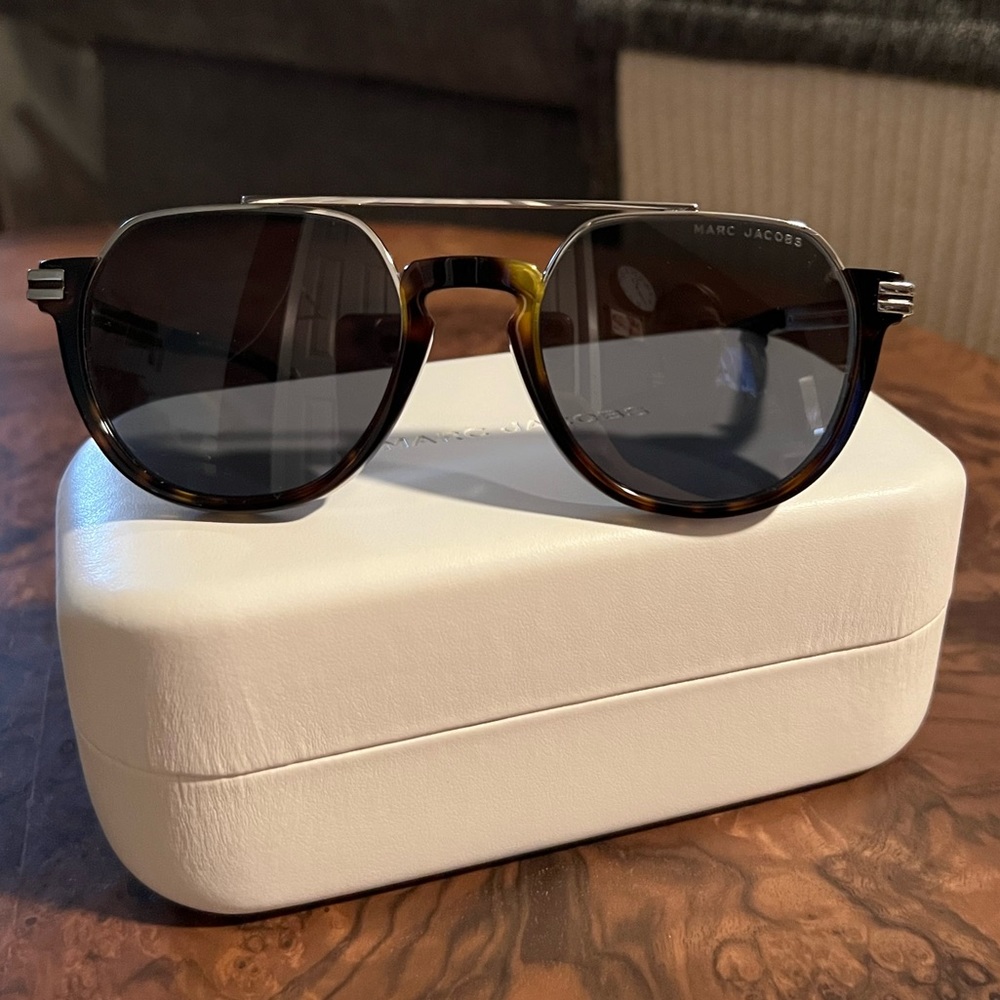 Marc Jacobs sunglasses